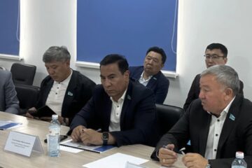 «Казахстанская модель этнического согласия вызывает интерес за рубежом» — Кузиевate.parlam.kz