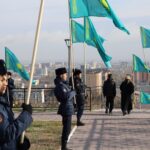 Көкшетауда Республика күніне орай Мемлекеттік Ту көтеру рәсімі өтті