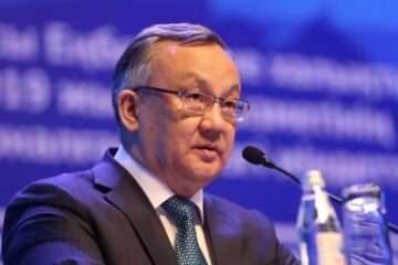 «Государство выстраивается вокруг человека, который работает и создает продукт» – Сатыбалды Даулеталин о новой Конституции