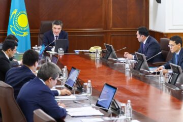 Олжас Бектенов провел совещание по вопросам исполнения поручений Президента в рамках проекта «Долина ЦОДов»