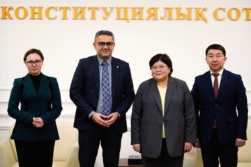 ЕҚЫҰ Демократиялық институттар және адам құқықтары жөніндегі бюросының делегациясына Конституциялық реформа жөніндегі комиссияның Конституция жобасы бойынша жұмысы таныстырылды