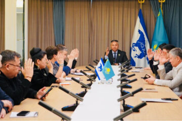 В Центральном офисе Демократической партии «Ак жол» состоялось совместное заседание президиума Нацсовета и парламентской фракции