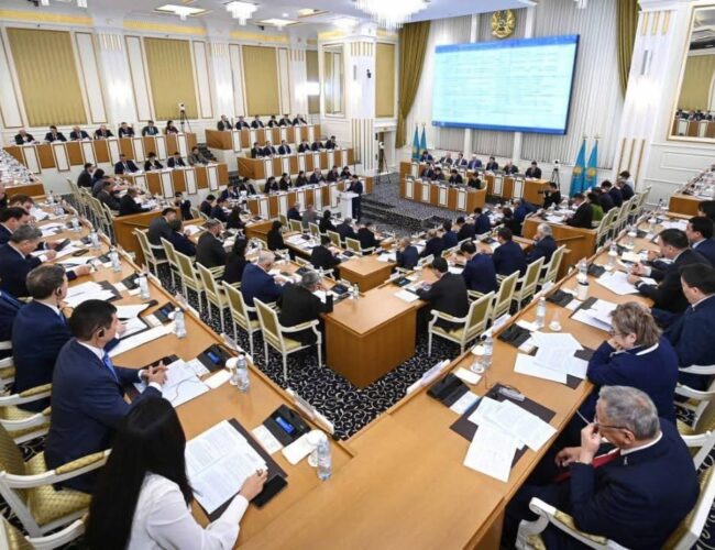 Қазақстан Республикасының Конституциясы – ел еркіндігінің басты құжаты!