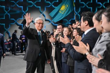 Президент Қасым-Жомарт Тоқаев республикалық референдум барысында жүргізілген экзит-полл қорытындысымен танысты