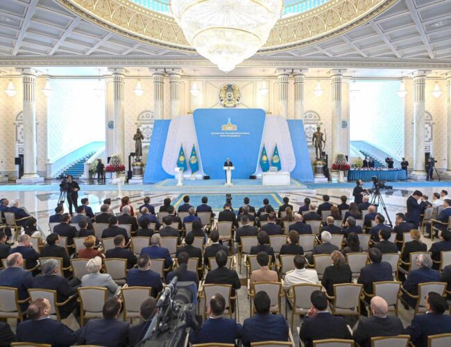 Президент Касым-Жомарт Токаев принял участие в торжественном мероприятии, посвященном принятию Конституции