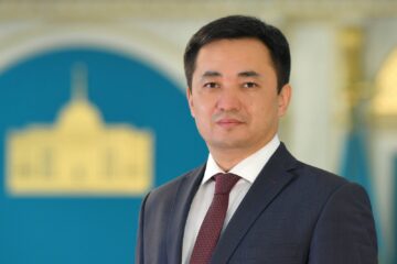 *Айбек Дадебай: Президент лично участвовал в подготовке текста новой Конституции*