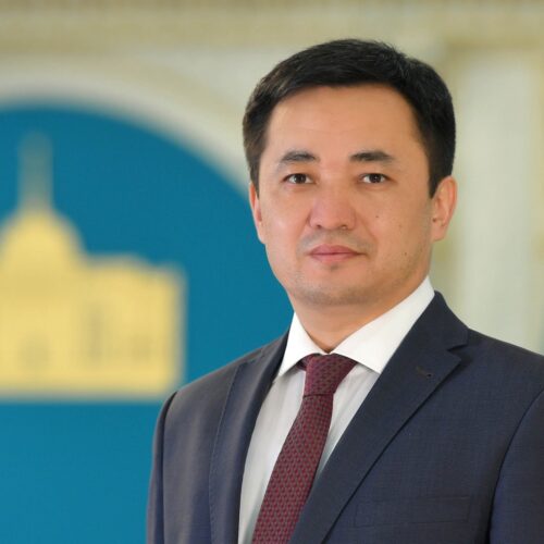 *Бұл референдумның еліміз үшін де, барлық азаматтарымыз үшін де маңызы өте зор — Айбек Дәдебай*