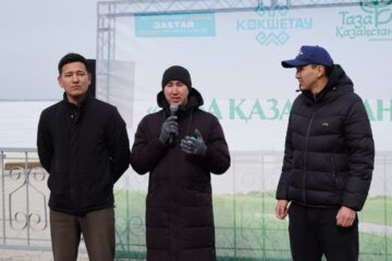 После тысяч гостей Наурыза: кокшетауцы вышли на экоакцию в Тазару күні