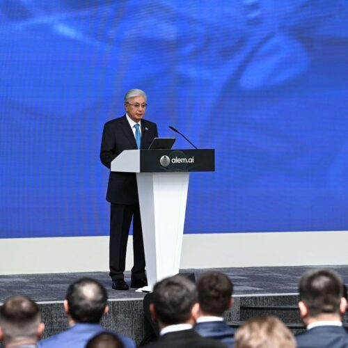 Глава государства выступил на церемонии награждения победителей конкурсов Alem.ai battle и AI Governance Cup