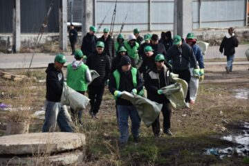 Қосшыда экоплоггинг: «Таза Қазақстан» акциясы аясында тұрғындар аумақты тазартты