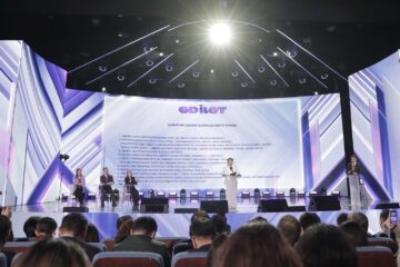«Әділет» партиясы құрылтай съезін сәтті өткізді
