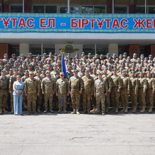 В Алматы проводили третий состав миротворцев на Голанские высоты