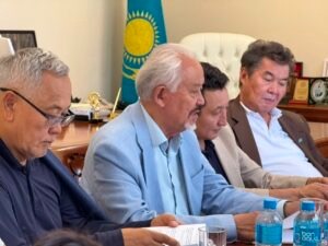«Әділетті қоғамға – шыншыл сөз» Қазақстан Жазушылар одағында Қазақстан Республикасының Президенті Қасым-Жомарт Тоқаевтың «Әділетті қоғамға – шыншыл сөз» атты кітабын талқылауға арналған жиын өтті